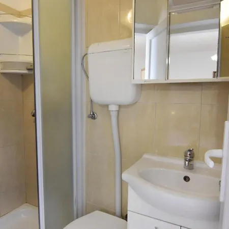 Ideal Vacation Flat For A Comfortable * Umago